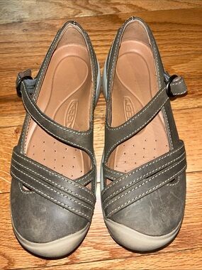 KEEN Women's Presidio II Cross Strap